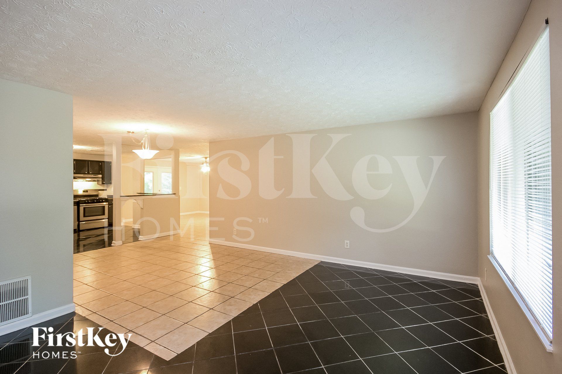 Building Photo - 5225 Martins Crossing Rd