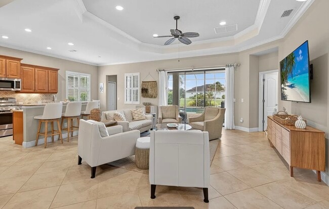 Building Photo - 10812 Trophy Dr