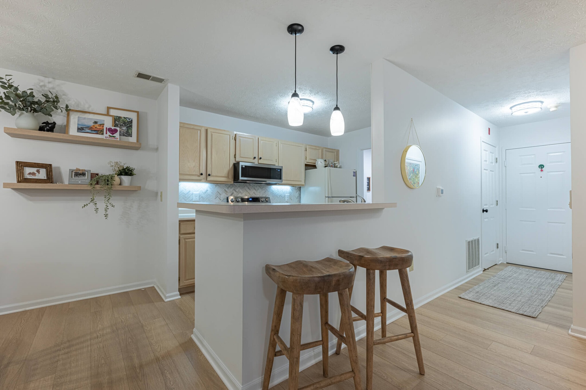 Building Photo - 6561 Brigham Sq