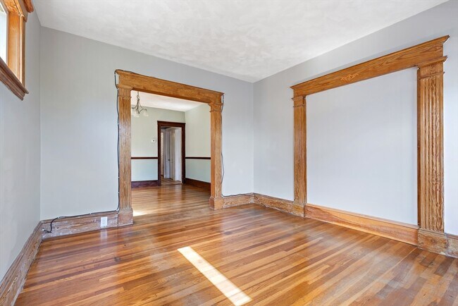 Building Photo - 84 Brayton Rd