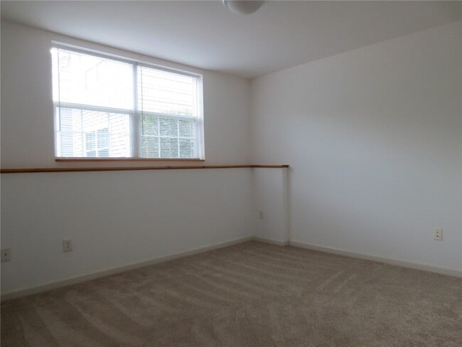 Building Photo - 1062 Dryden Rd