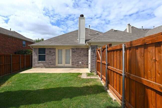 Building Photo - BEAUTIFUL 3 BEDROOM HOME LOCATED IN FRISCO, TEXAS!