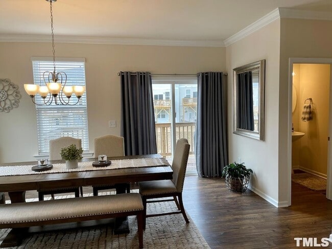 Building Photo - 1116 Finch Ct