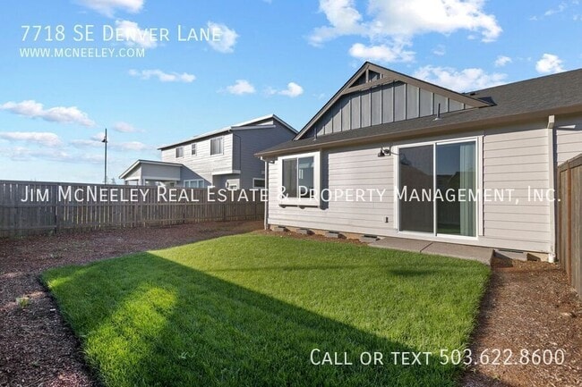 Building Photo - 335 SE 8th Ave