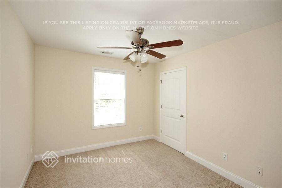 Building Photo - 134 Lynnfield Cir SE