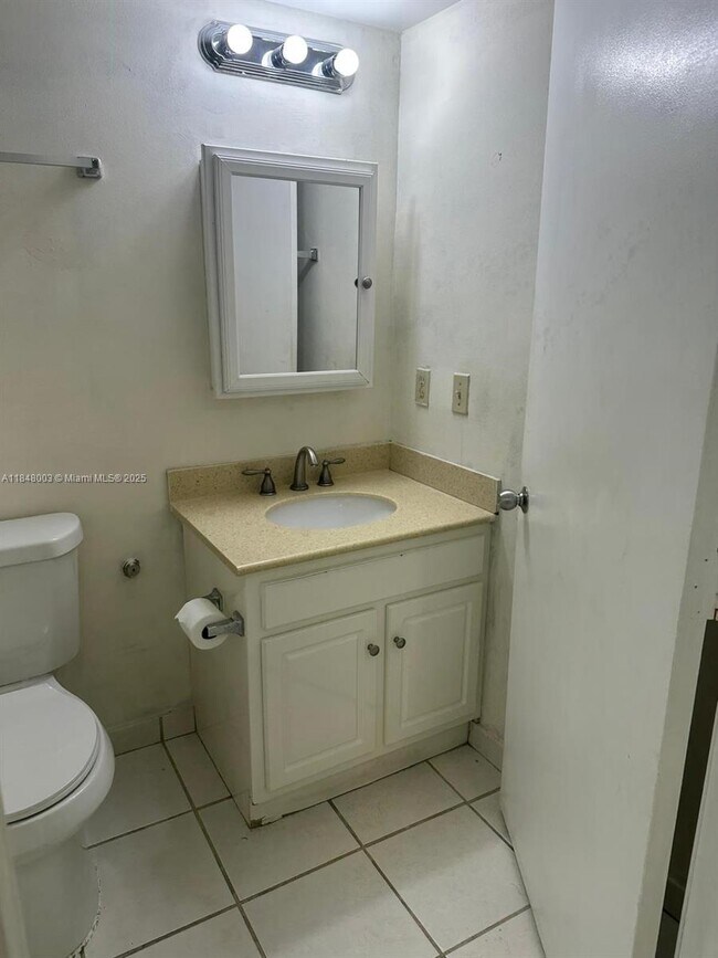Building Photo - 14930 SW 82nd Terrace