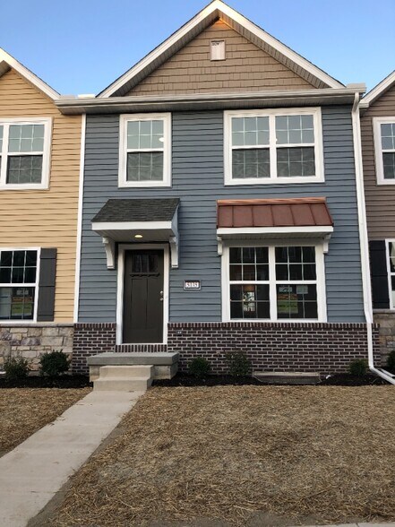 Primary Photo - 5135 Laurel Valley Ln