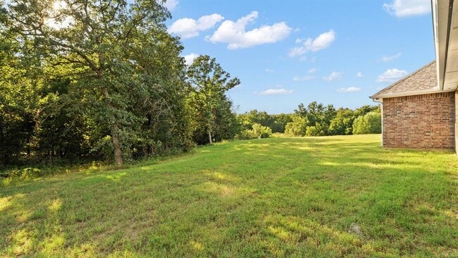 Building Photo - 17857 Salem Rd