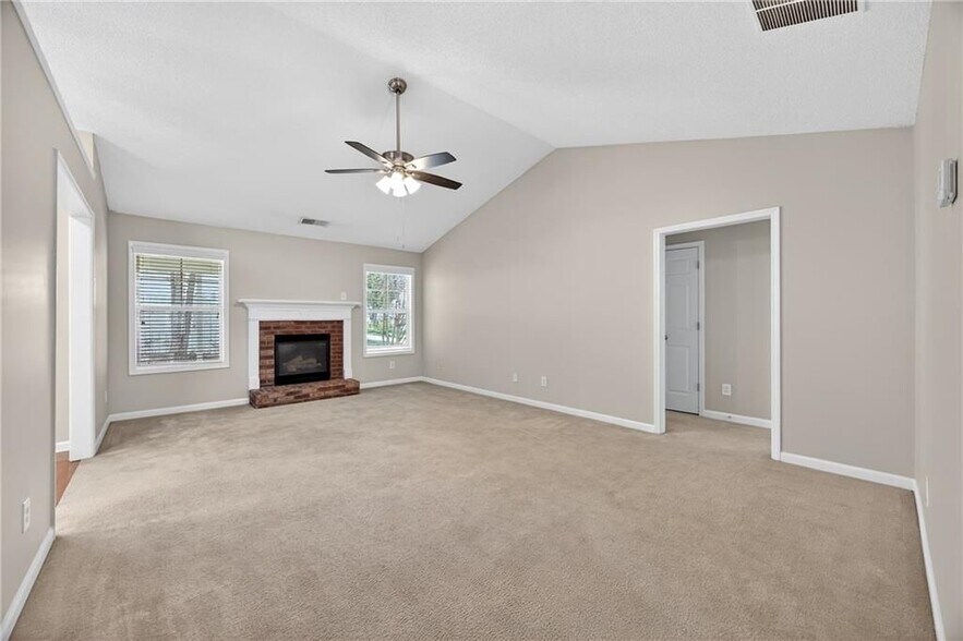 Building Photo - 760 Franklin Mill Trace