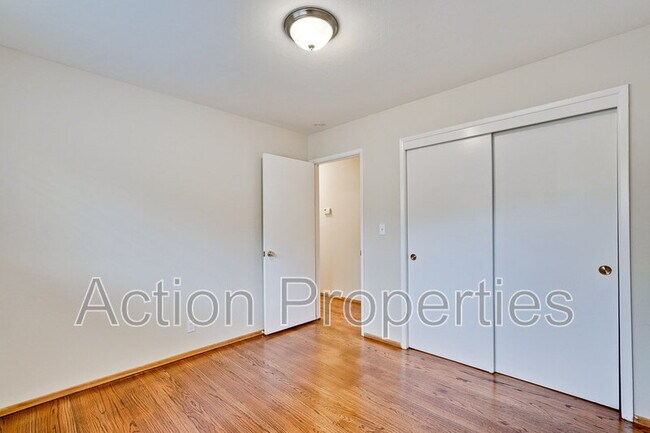 Building Photo - 1575 California St