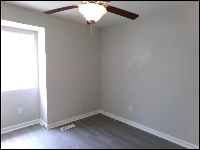 Building Photo - 101 Ellis Dr