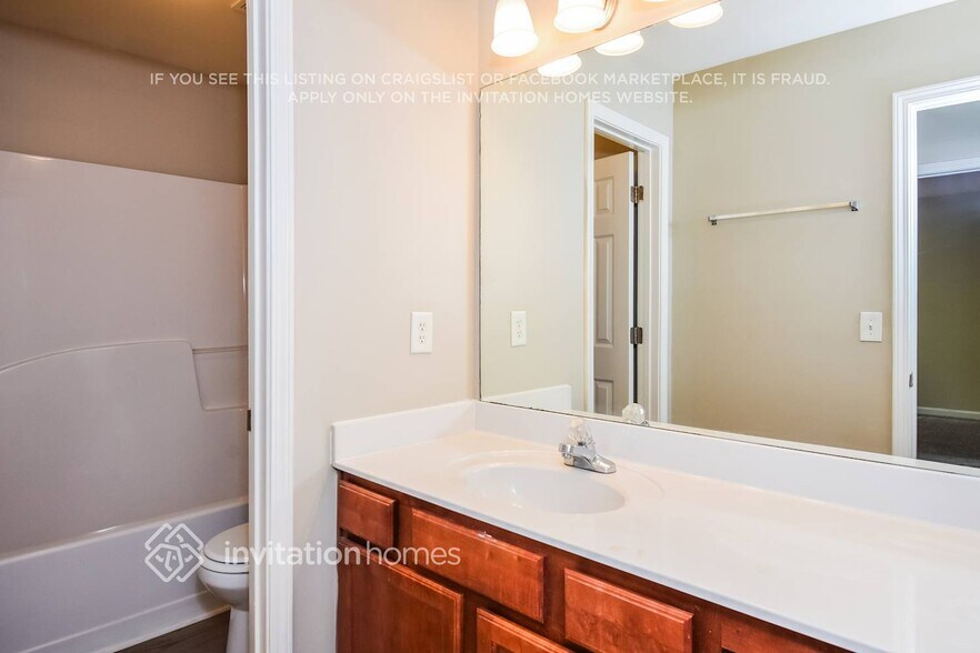 Building Photo - 1083 Gather Dr