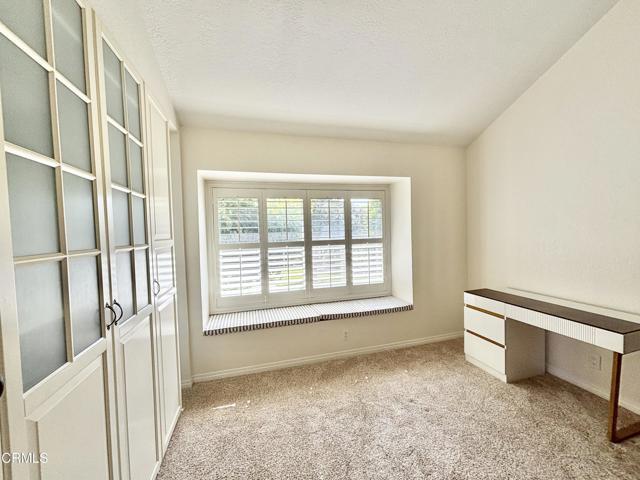 Building Photo - 2231 Martinique Ln