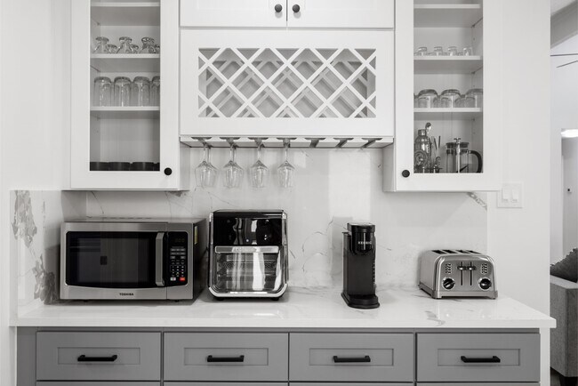 Building Photo - 15126 Forest Lodge Dr