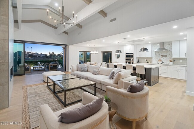 Building Photo - 8556 N 84th St