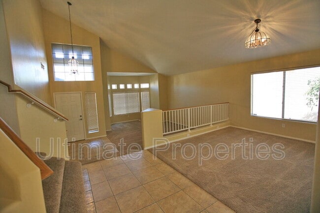 Building Photo - 6345 W Rowel Rd