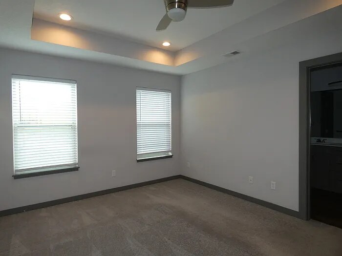 Building Photo - 7615 N Mercier Ct