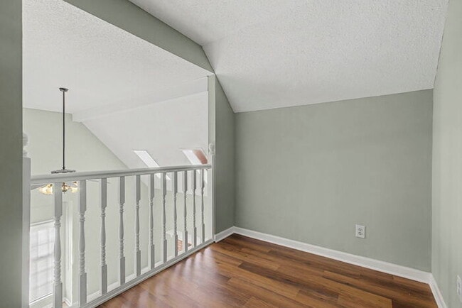 Building Photo - YOU DON'T WANT TO MISS THIS ONE!!!! SECTION 8 WELCOMED !!!!!