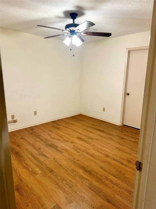 Building Photo - 3030 Sherborne St