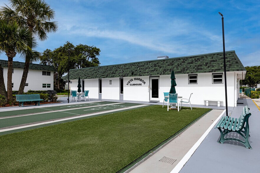 Building Photo - 2800 Indian River Blvd