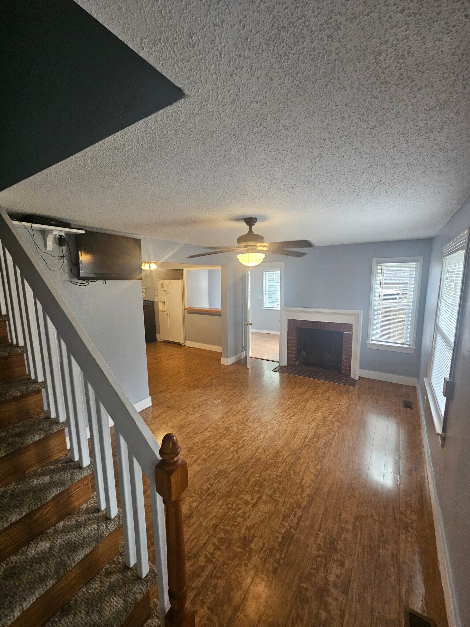 Building Photo - 119 Avery St