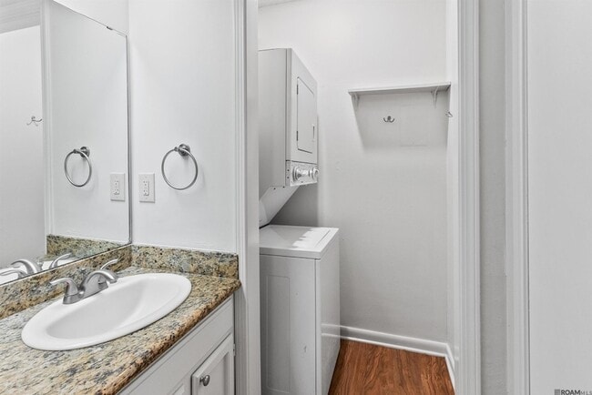 Building Photo - 5243 Butter Creek Ln