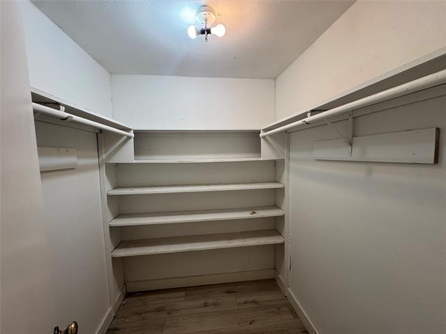 Building Photo - 402 N Hughes St