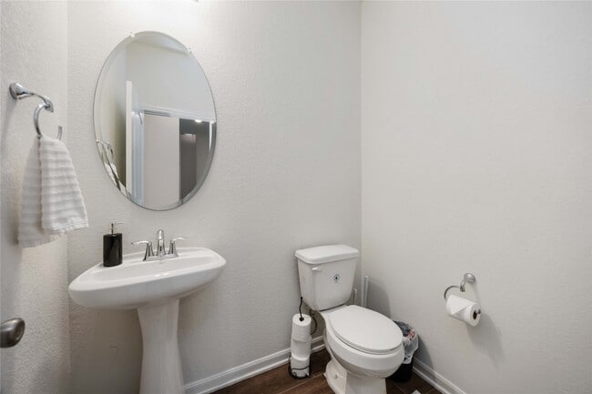 Building Photo - 8006 Ash Ridge Dr