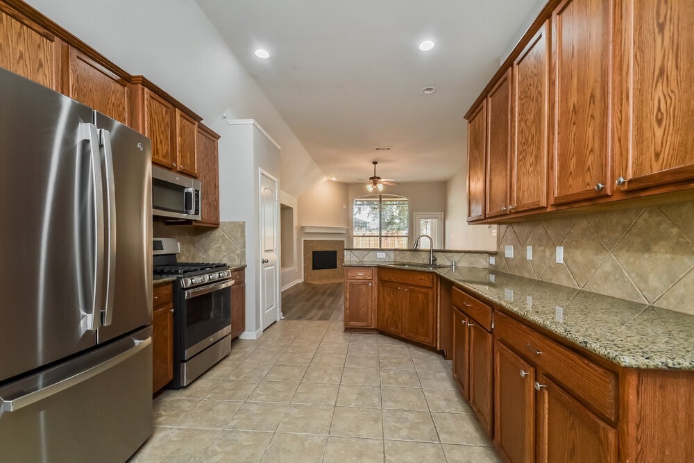 Building Photo - 1409 Mockingbird Dr