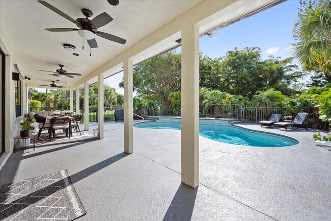 Building Photo - 12638 Quercus Ln