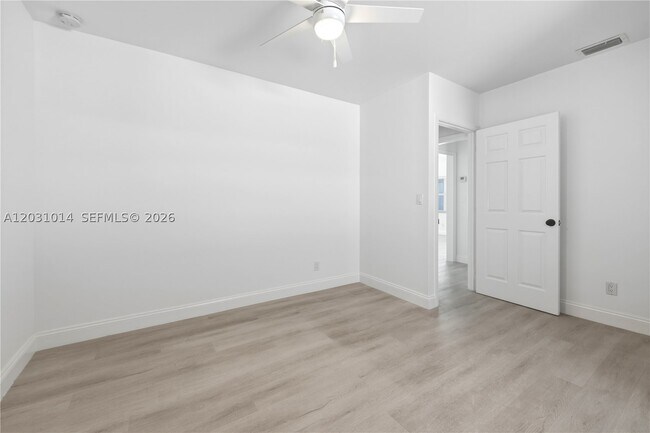 Building Photo - 2240 SW 16th St