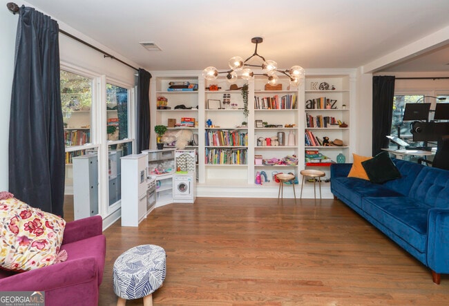 Building Photo - 9900 Barston Ct