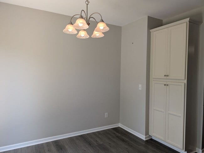 Building Photo - Coming Soon! Charming 2 story, 3 bedroom ,...