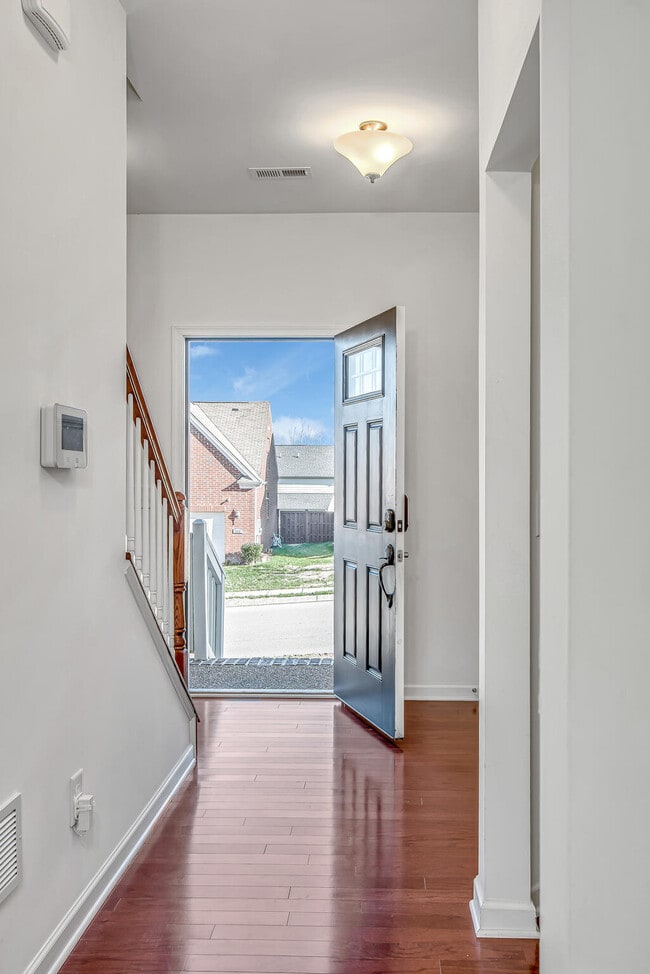 Building Photo - 290 Cobblestone Landing