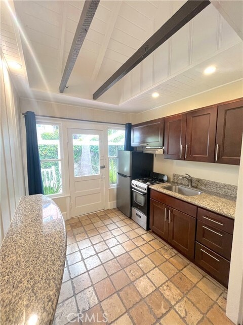 Building Photo - 212 N Coast Hwy