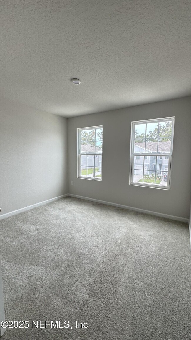 Building Photo - 7176 Luminary ln