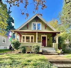 Building Photo - 5035 NE 12th Ave