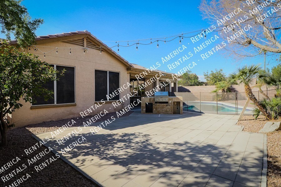 Building Photo - 20669 N 41st Ln