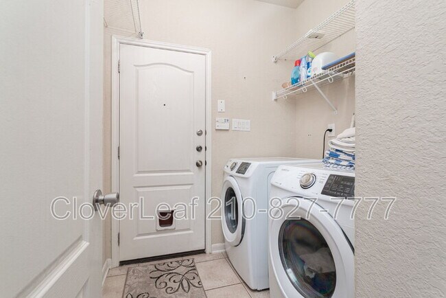 Building Photo - 26875 Hogan Dr