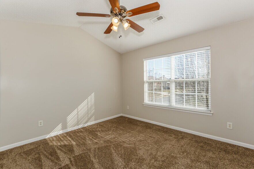 Building Photo - 14620 Arlandes Dr
