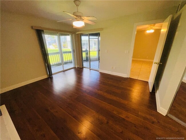 Building Photo - 1617 NE Nautical Pl