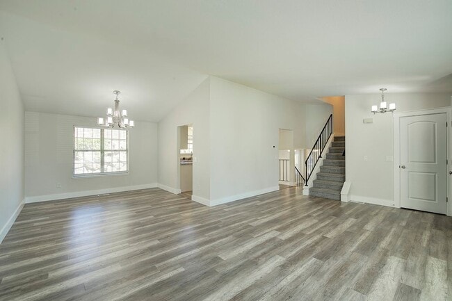 Building Photo - 3Bd/2.5Ba Kent House