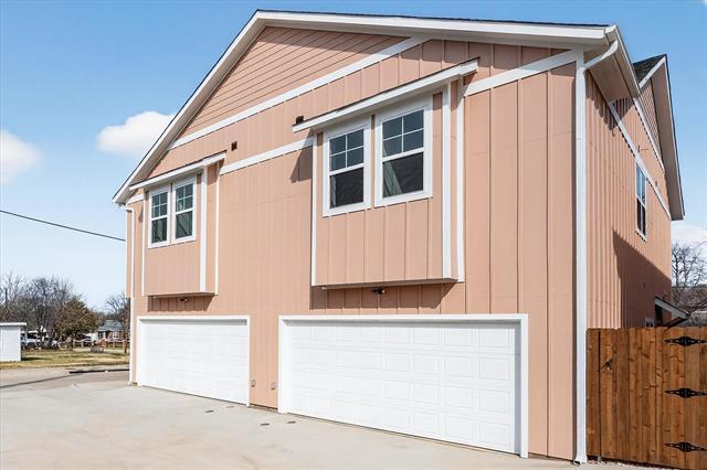 Building Photo - 500 E Kimball St