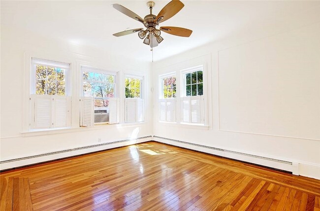 Building Photo - 91 4th St