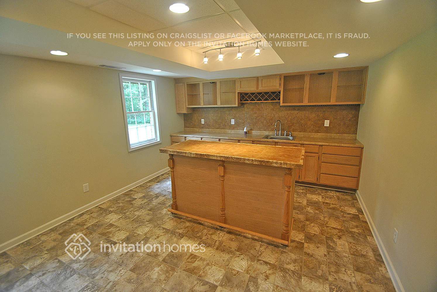 Building Photo - 427 Patterson Rd SW