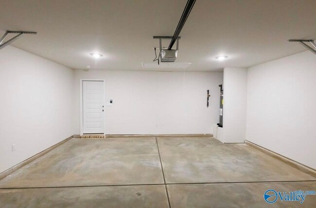 Building Photo - 398 Jackson Pt Cir