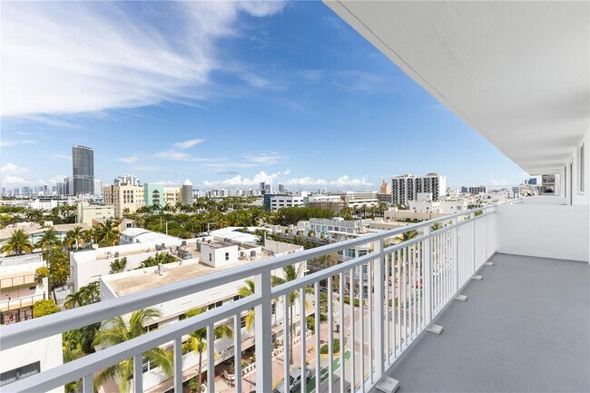 Building Photo - 345 Ocean Dr