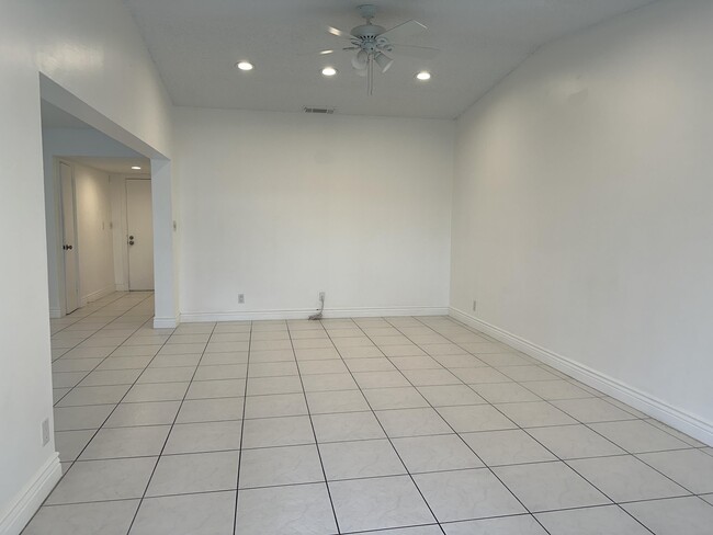 Building Photo - 15729 Bottlebrush Cir