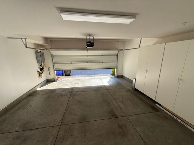 Building Photo - West Creek 3 Bedroom Home for Rent in Vale...