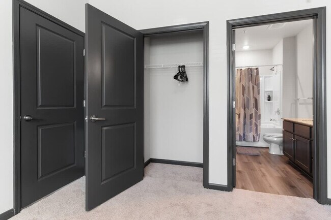 Building Photo - 1540 Dunn Rd